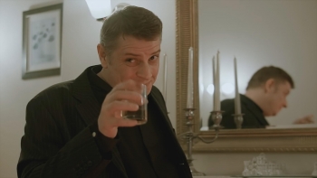 Contradiction Screenshot